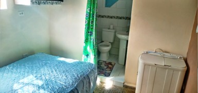 Casa Independiente de 6.5 habitaciones en venta en Balcón Arimao, La Lisa, La Habana