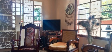 Casa Independiente de 6.5 habitaciones en venta en Balcón Arimao, La Lisa, La Habana