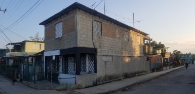 House in Cuatro Caminos, Cotorro, La Habana