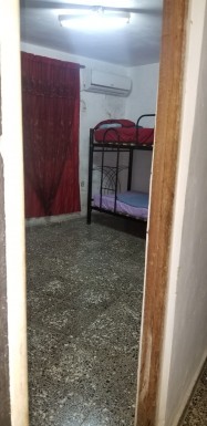 Casa de 3 habitaciones en venta en Cuatro Caminos, Cotorro, La Habana