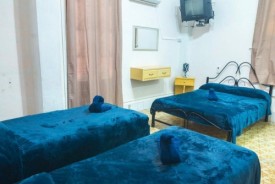 Casa de 6 habitaciones en venta en Vedado, Plaza de la Revolución, La Habana - 2