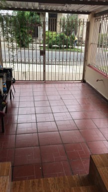 Biplanta de 3 habitaciones en venta en Vedado, Plaza de la Revolución, La Habana