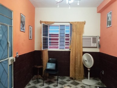 Apartment with 2 bedrooms for sale in Los Quemados, Marianao, La Habana