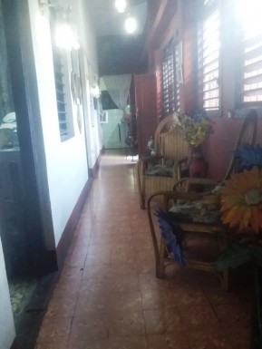 Casa Independiente de 4 habitaciones en venta en Los Quemados, Marianao, La Habana