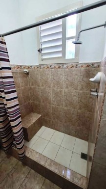 Apartamento de 2 habitaciones en venta en Plaza, Plaza de la Revolución, La Habana