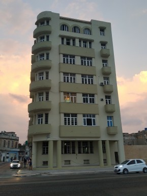 Apartamento en Colón, Centro Habana, La Habana
