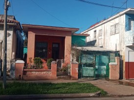 Detached House with 4 bedrooms for exchange in Ampliación Almendares, Playa, La Habana