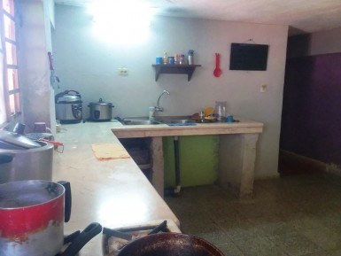 Casa de 8 habitaciones en venta en Cerro, La Habana