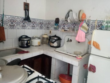 Casa de 2 habitaciones en venta en Cayo Hueso, Centro Habana, La Habana