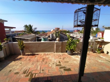Casa de 2 habitaciones en venta en Santa Fe, Playa, La Habana