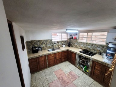 Casa de 4 habitaciones en venta en Plaza de la Revolución, La Habana