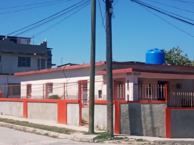 Casa en Arroyo Arenas, La Lisa, La Habana