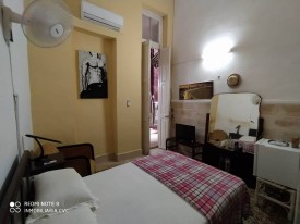 Casa Colonial de 4 habitaciones en venta en Catedral, Habana Vieja, La Habana - 7