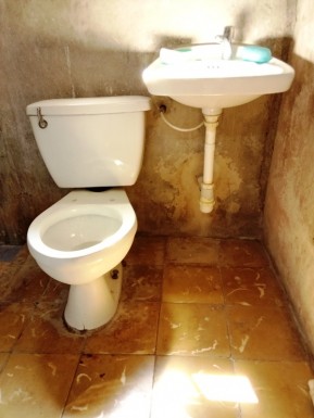 Casa Independiente de 3 habitaciones en venta en Habana del Este, La Habana