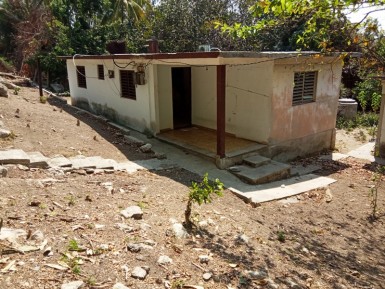 Casa Independiente de 3 habitaciones en venta en Habana del Este, La Habana