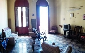 Casa Colonial de 3 habitaciones en venta en Plaza Vieja, Habana Vieja, La Habana - 2