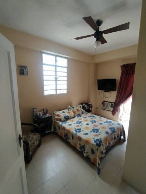 Apartamento de 2 habitaciones en venta en Vedado, Plaza de la Revolución, La Habana