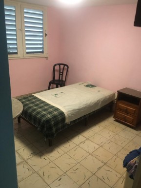 Casa Independiente de 4 habitaciones en venta en Nuevo Vedado, Plaza de la Revolución, La Habana