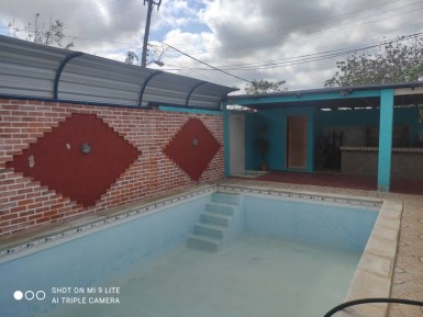 Casa Independiente de 3 habitaciones en venta en Las Guásimas, Arroyo Naranjo, La Habana