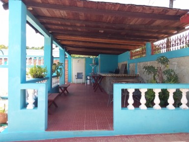 Casa Independiente de 3 habitaciones en venta en Las Guásimas, Arroyo Naranjo, La Habana