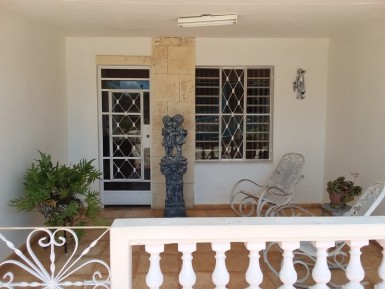 Casa Independiente de 3 habitaciones en venta en Las Guásimas, Arroyo Naranjo, La Habana