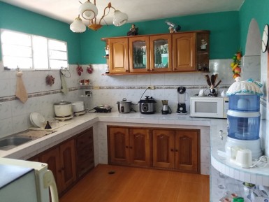 Casa Independiente de 3 habitaciones en venta en Las Guásimas, Arroyo Naranjo, La Habana