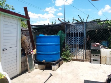 Casa Independiente de 3 habitaciones en venta en Las Guásimas, Arroyo Naranjo, La Habana