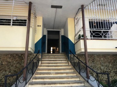 Apartamento de 2 habitaciones en venta en Miramar, Playa, La Habana