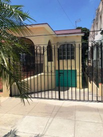 Casa Independiente de 5 habitaciones en venta en Miramar, Playa, La Habana - Miniatura 3