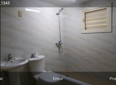 Casa Independiente de 5 habitaciones en venta en Miramar, Playa, La Habana