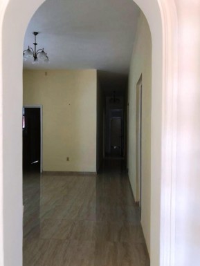 Casa Independiente de 5 habitaciones en venta en Miramar, Playa, La Habana