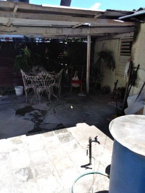 Casa de 2 habitaciones en venta en Plaza de la Revolución, La Habana