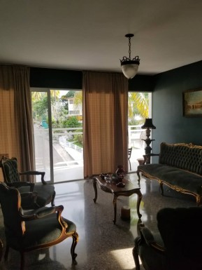 Casa de 3 habitaciones en venta en Nuevo Vedado, Plaza de la Revolución, La Habana