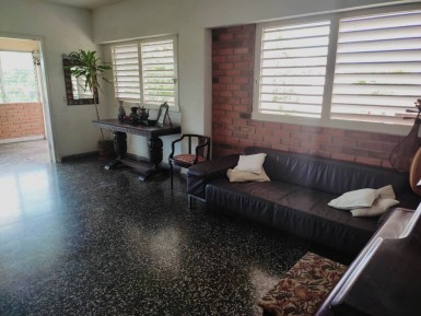 Apartment with 3.5 bedrooms for sale in Nuevo Vedado, Plaza de la Revolución, La Habana