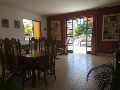 Apartment with 2.5 bedrooms for sale in Nuevo Vedado, Plaza de la Revolución, La Habana