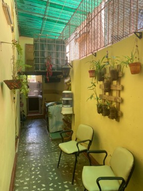 Casa Independiente de 4 habitaciones en venta en Plaza de la Revolución, La Habana