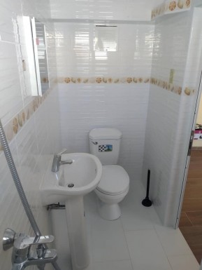 Casa Independiente de 4 habitaciones en venta en Vedado, Plaza de la Revolución, La Habana