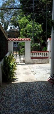 Casa Independiente de 4 habitaciones en venta en Vedado, Plaza de la Revolución, La Habana