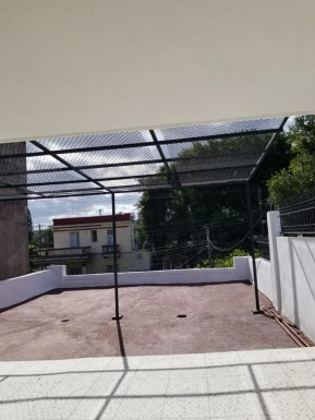 Casa Independiente de 4 habitaciones en venta en Vedado, Plaza de la Revolución, La Habana