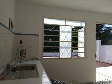 Casa Independiente de 4 habitaciones en venta en Vedado, Plaza de la Revolución, La Habana