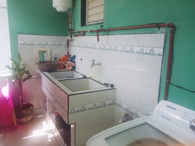 Casa Independiente de 4 habitaciones en venta en Vedado, Plaza de la Revolución, La Habana