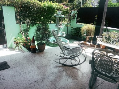 Casa Independiente de 4 habitaciones en venta en Vedado, Plaza de la Revolución, La Habana