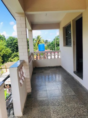 Duplex with 3 bedrooms for sale in Arroyo Arenas, La Lisa, La Habana