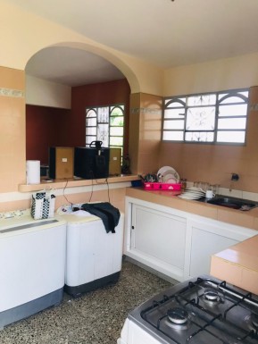 Duplex with 3 bedrooms for sale in Arroyo Arenas, La Lisa, La Habana