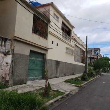 House with 6 bedrooms for sale in Santos Suárez, Diez de Octubre, La Habana