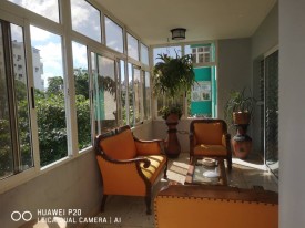 Apartamento de 4 habitaciones en venta en Vedado, Plaza de la Revolución, La Habana - Miniatura 2
