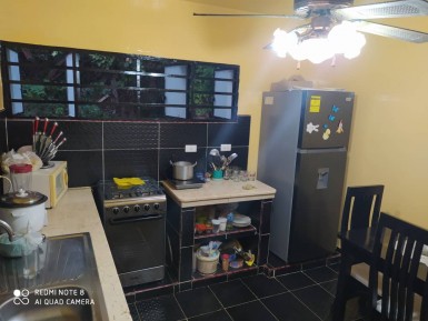 Apartamento de 2 habitaciones en venta en Puentes Grandes, Plaza de la Revolución, La Habana