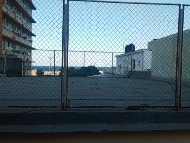 Biplanta de 2 habitaciones en venta en Vedado, Plaza de la Revolución, La Habana