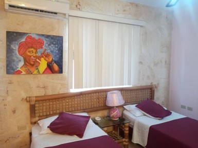 Biplanta de 2 habitaciones en venta en Vedado, Plaza de la Revolución, La Habana