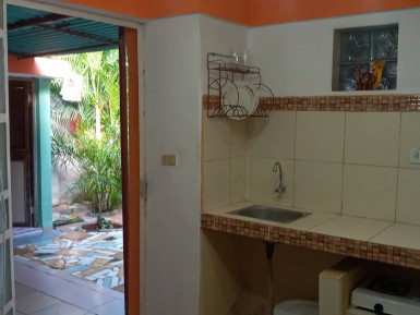 Casa Independiente de 4 habitaciones en venta en Cojímar, Habana del Este, La Habana